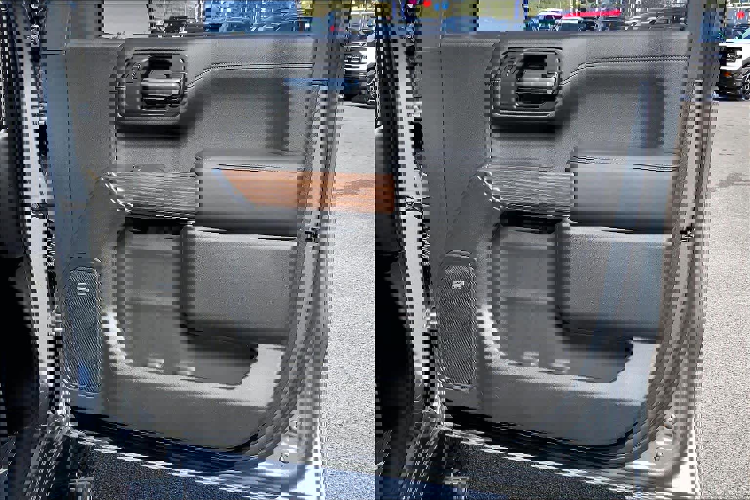 Used 2021 Chevrolet Silverado 1500 High Country w/ LPO, Dark Essentials Package image 23