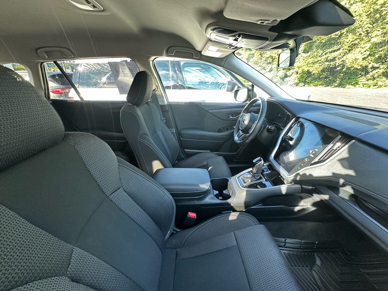 Used 2023 Subaru Outback Premium AWD/4WD image 7