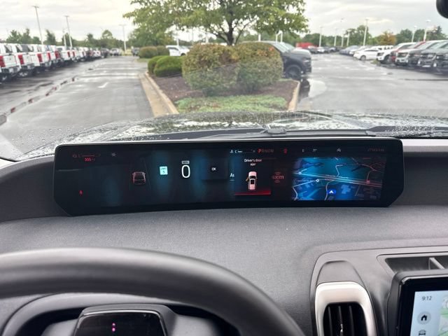 Certified 2025 Ford Expedition Active AWD/4WD image 17