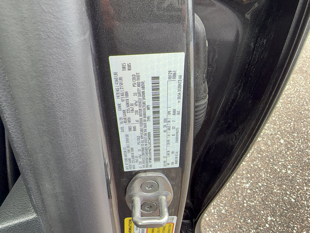 Certified 2020 Ford Escape SEL FWD image 33