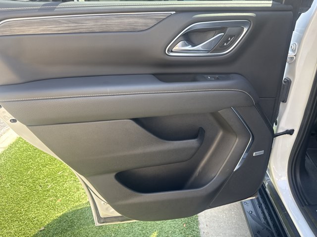 Used 2022 GMC Yukon SLT w/ SLT Luxury Package RWD image 20