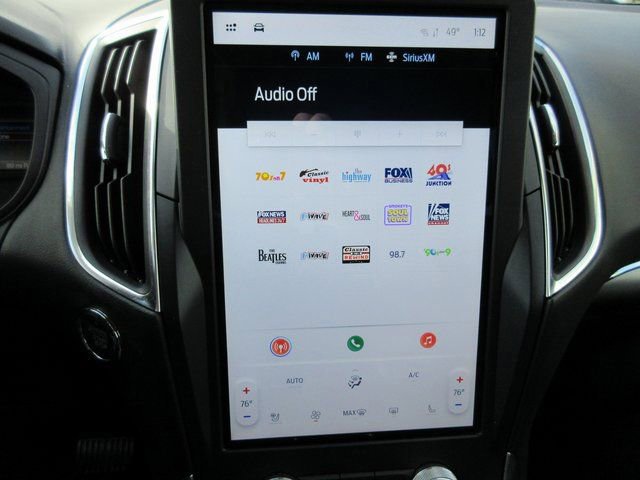 Certified 2022 Ford Edge Titanium w/ Class II Trailer Tow Package image 18