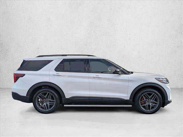 Certified 2025 Ford Explorer ST RWD video 4