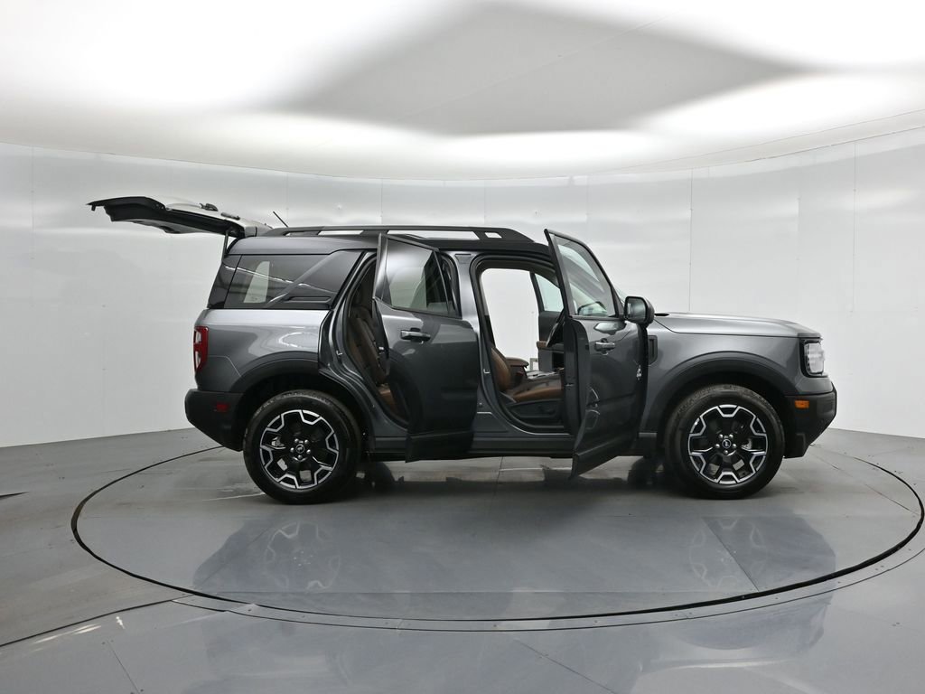 Certified 2025 Ford Bronco Sport Outer Banks w/ Outer Banks Tech Package+ image 34