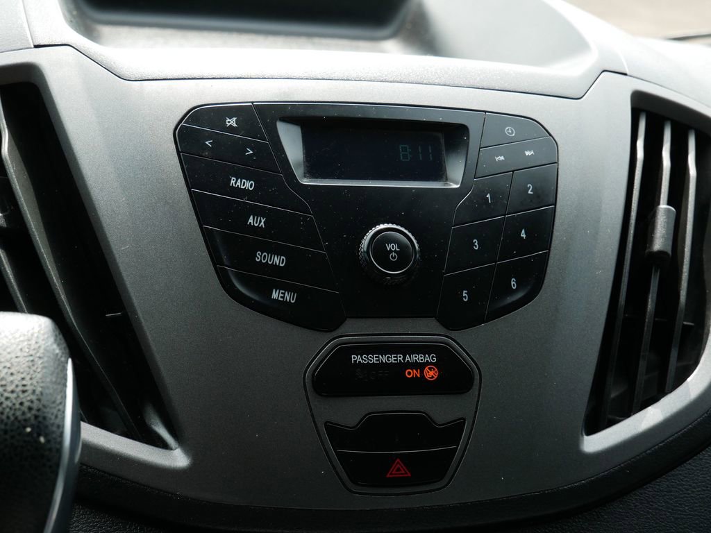 Certified 2018 Ford Transit 150 130 Low Roof RWD image 18