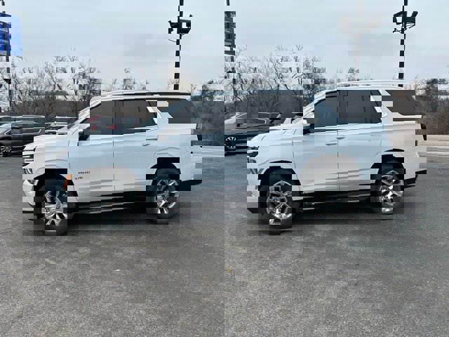 Used 2026 Chevrolet Tahoe Premier w/ Sun And Tow Package image 6