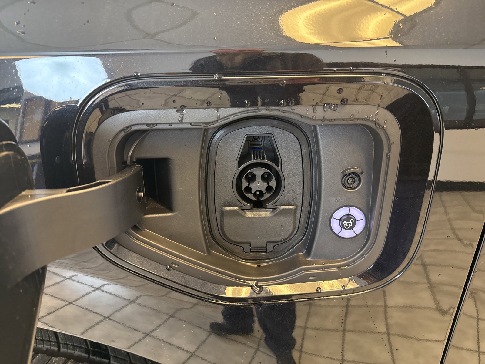 Certified 2025 Ford F150 Lightning XLT image 27