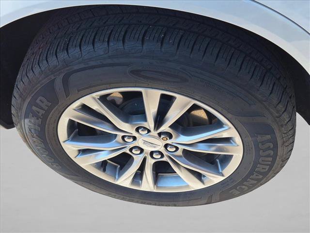 Used 2023 Cadillac XT5 Premium Luxury AWD/4WD image 8