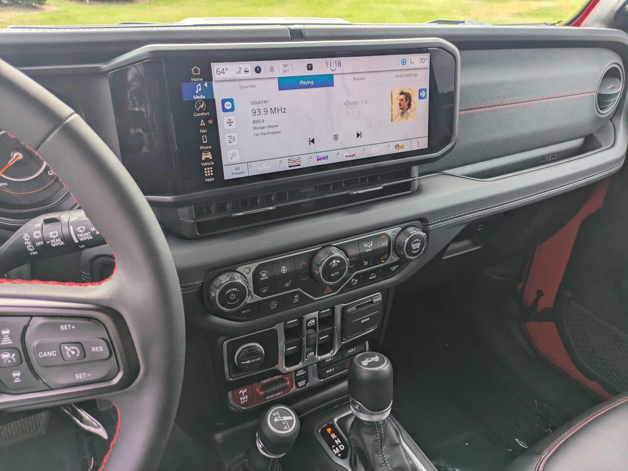 Used 2024 Jeep Wrangler Unlimited Rubicon w/ Technology Group image 20