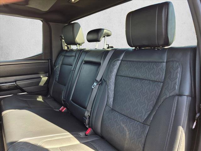 Used 2025 Toyota Tundra Limited AWD/4WD image 27