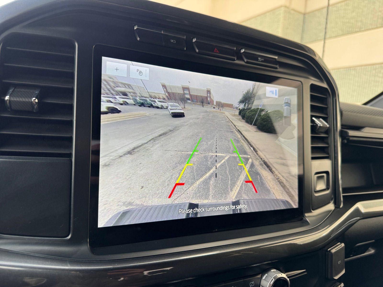 Certified 2022 Ford F150 XLT w/ Equipment Group 302A High image 28