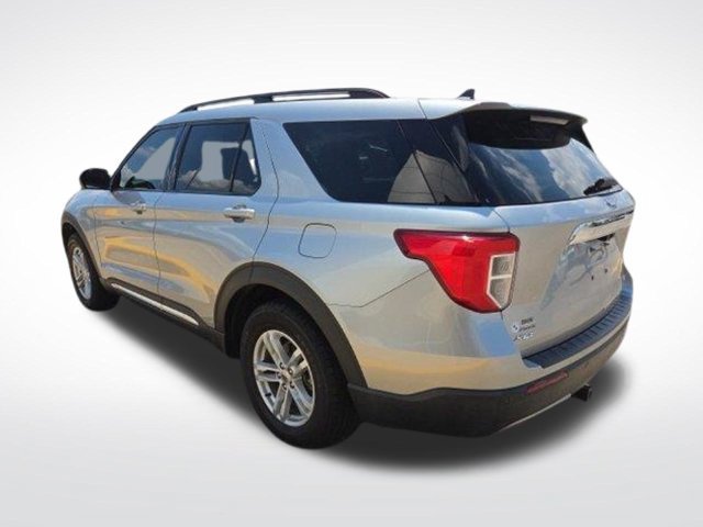 Certified 2022 Ford Explorer XLT w/ Equipment Group 202A AWD/4WD image 10