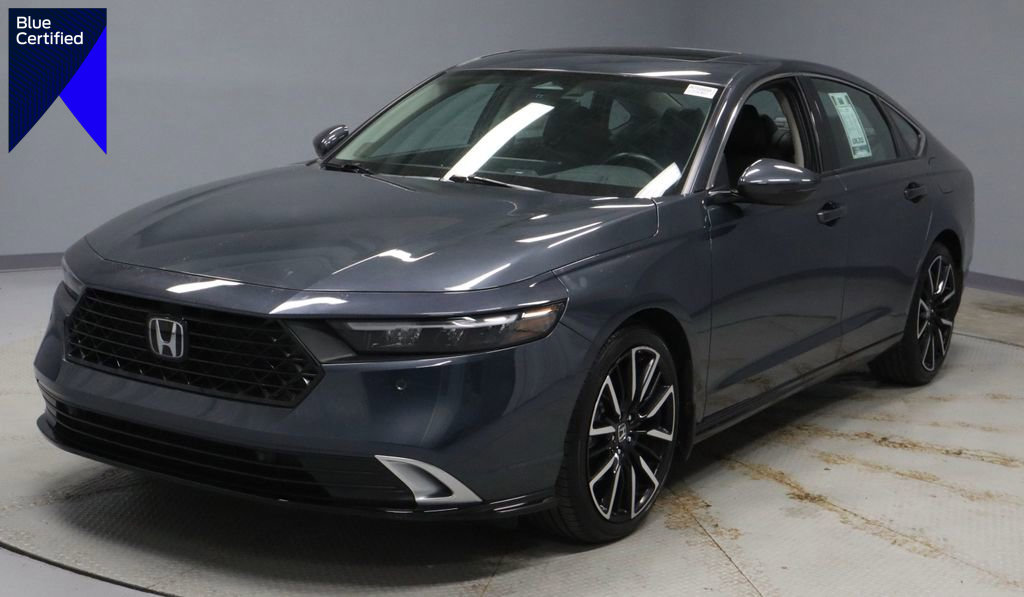 Used 2025 Honda Accord Touring image 1
