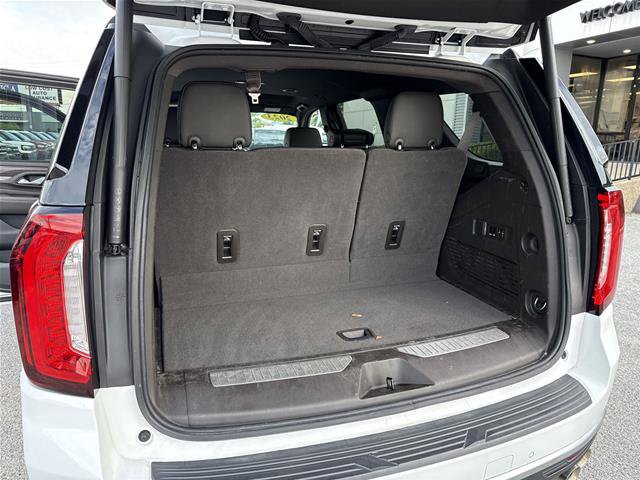 Used 2023 GMC Yukon Denali RWD image 30