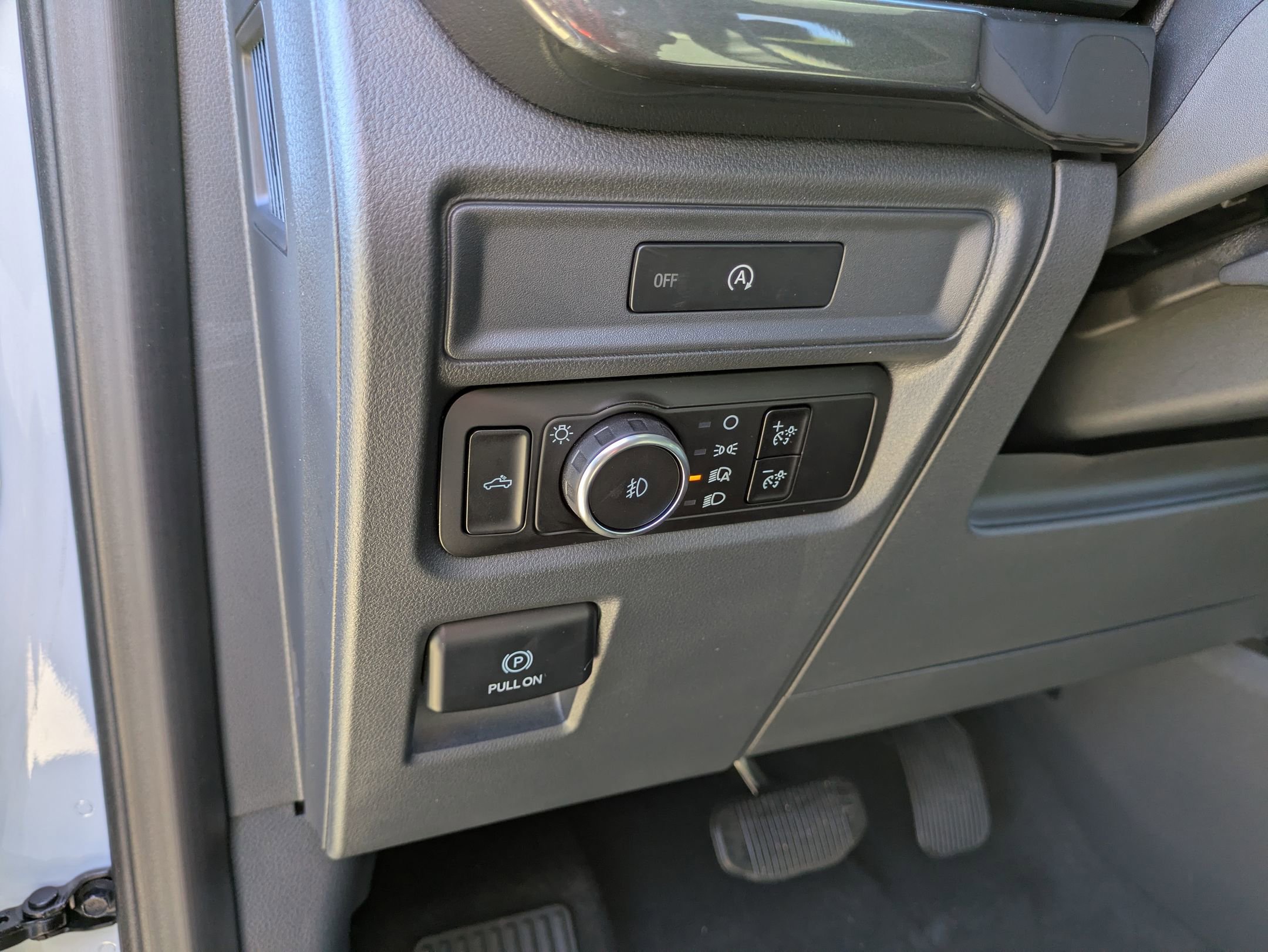 Certified 2025 Ford F150 STX w/ STX Black Appearance Package image 18