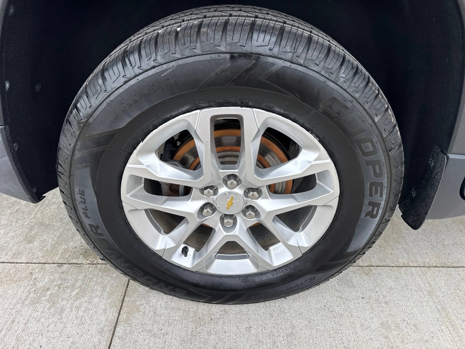 Used 2019 Chevrolet Traverse LT FWD image 18