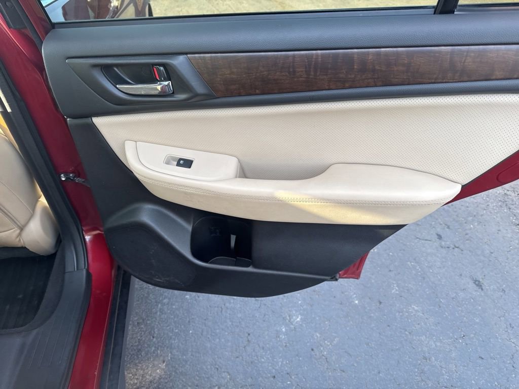 Used 2017 Subaru Outback 3.6R Limited image 41