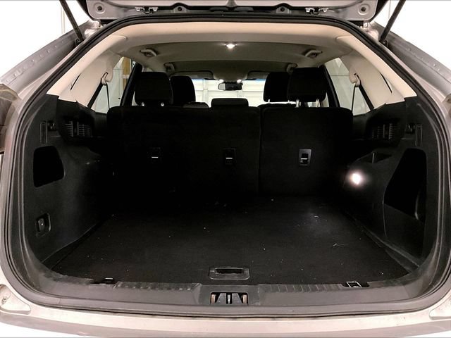 Certified 2020 Ford Edge SE FWD image 33
