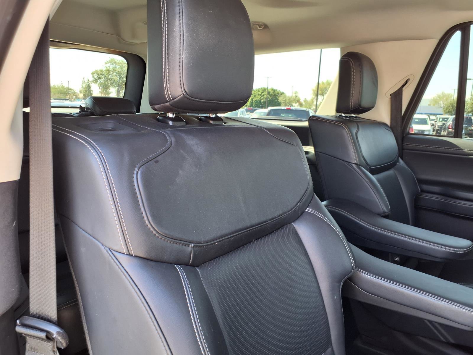Certified 2025 Ford Expedition Max Platinum AWD/4WD image 15