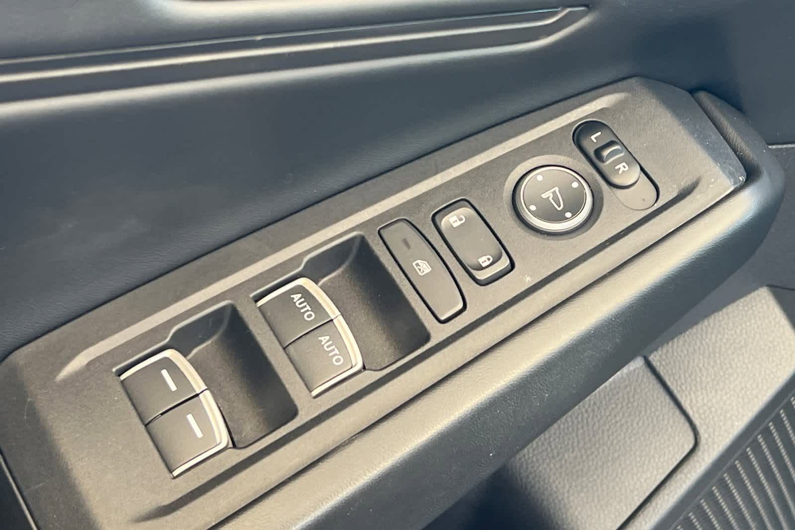 Used 2023 Honda Accord EX image 13
