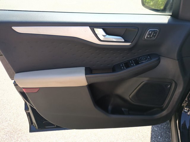Certified 2020 Ford Escape SEL FWD image 13