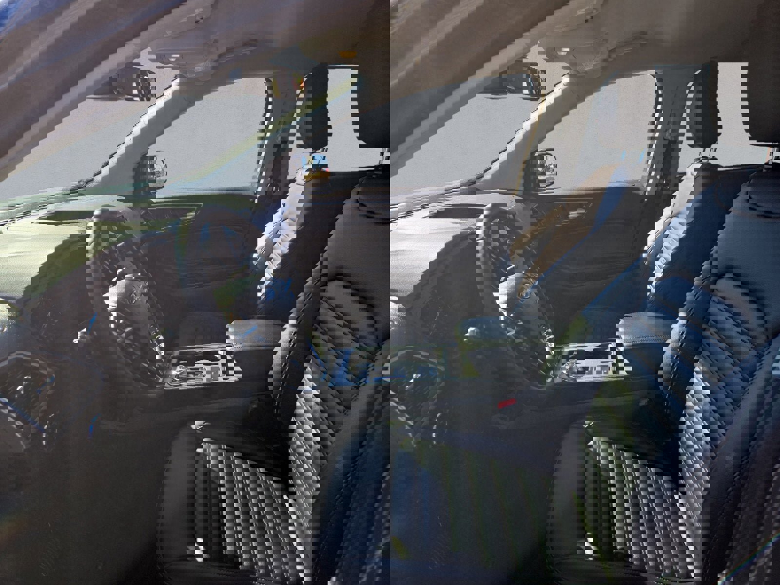 Certified 2022 Ford Edge SEL w/ Convenience Package image 11