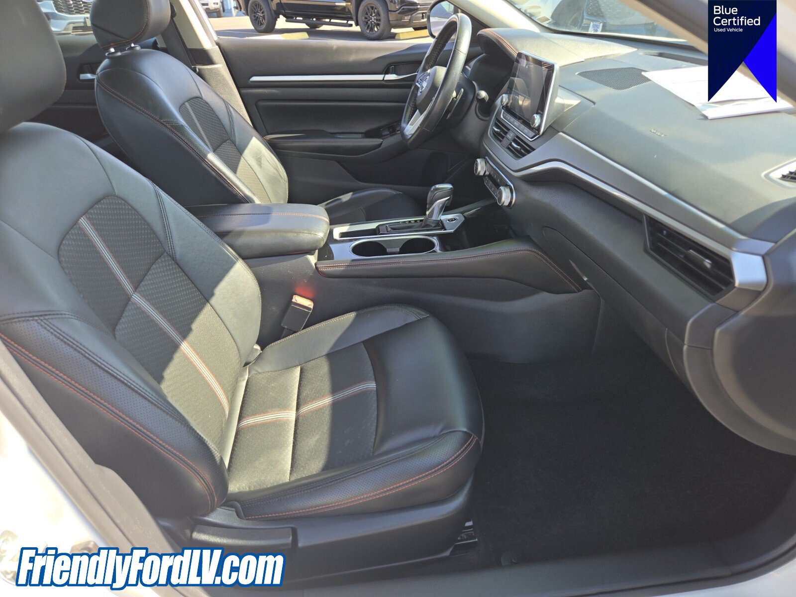 Used 2024 Nissan Altima 2.5 SR FWD image 19