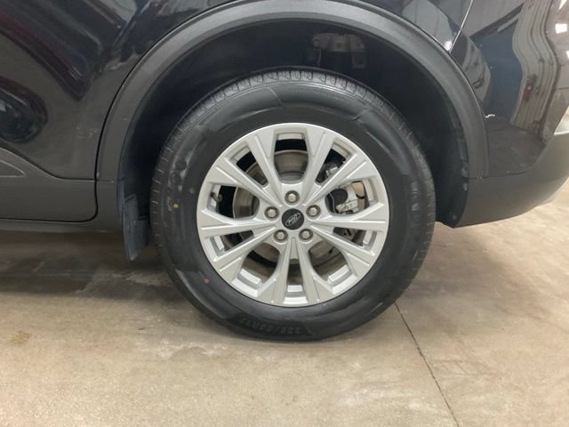 Certified 2025 Ford Escape Active AWD/4WD image 16
