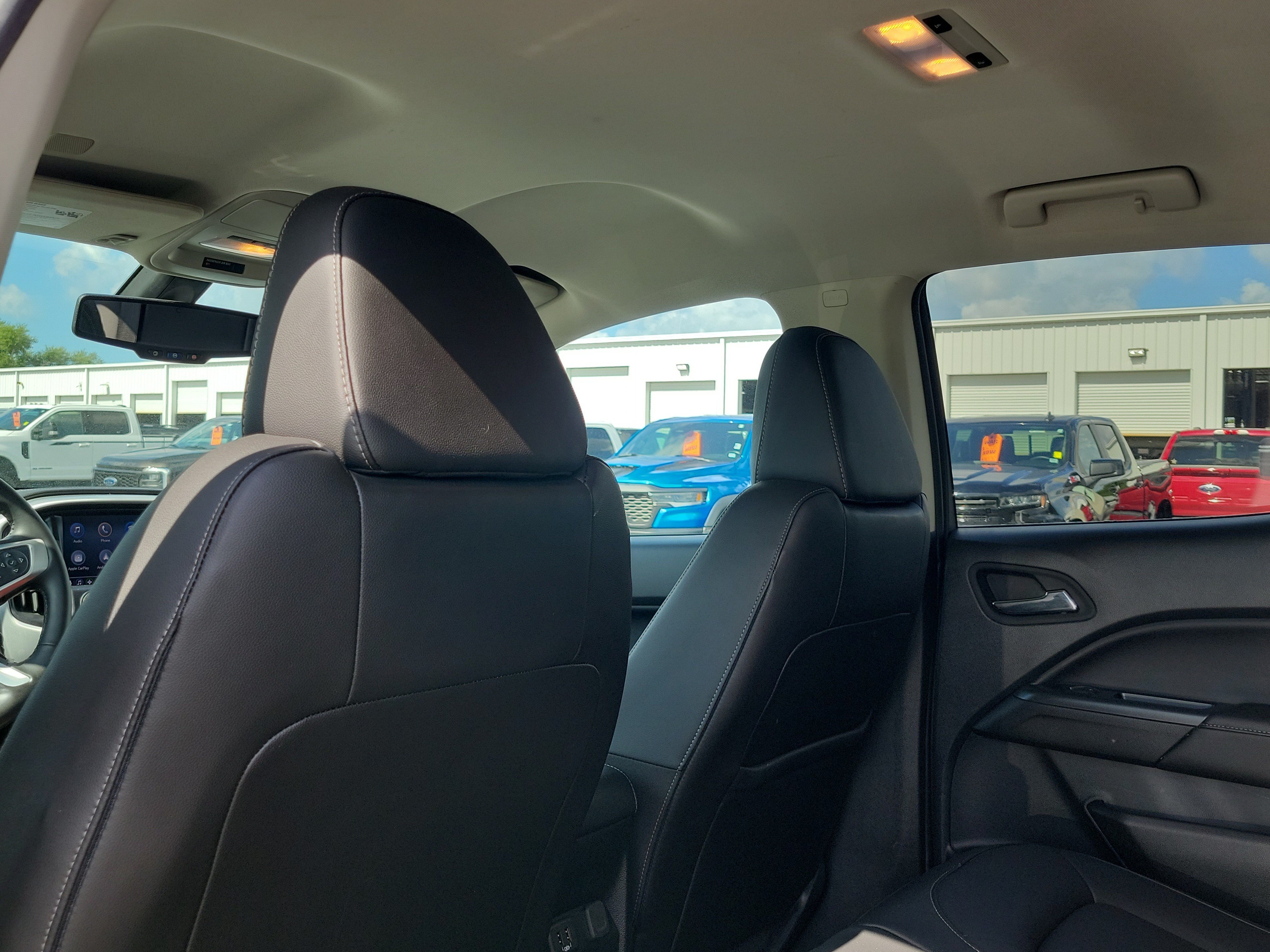 Used 2022 GMC Canyon Elevation w/ Elevation Premium Package RWD image 12
