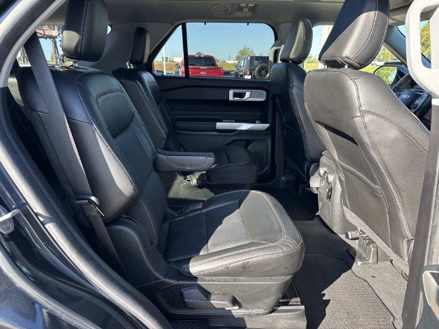 Certified 2022 Ford Explorer Limited w/ Equipment Group 301A RWD image 10