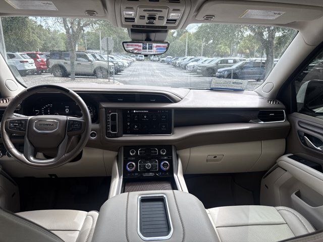 Used 2024 GMC Yukon XL Denali w/ Advanced Technology Package AWD/4WD image 21