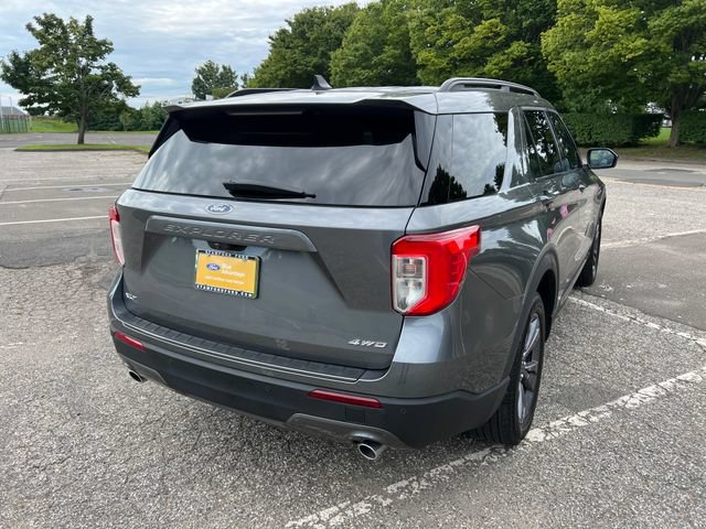 Certified 2023 Ford Explorer XLT w/ Equipment Group 202A AWD/4WD image 10