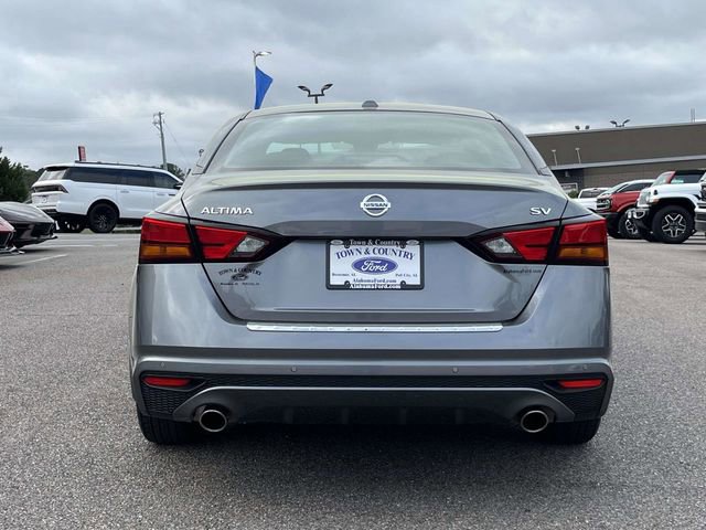 Used 2022 Nissan Altima 2.5 SV w/ SV Premium Package image 3