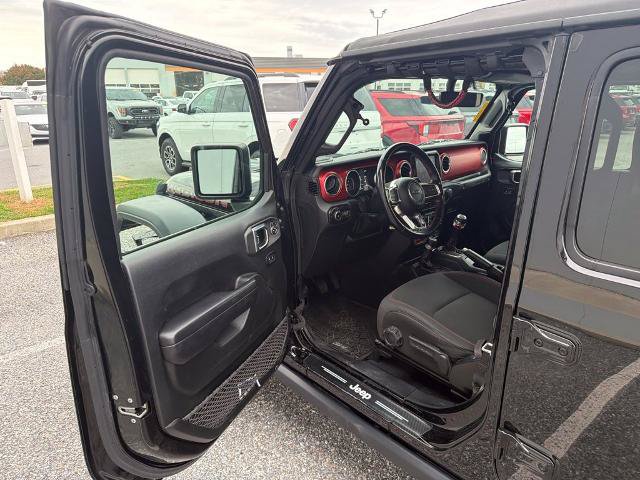 Used 2021 Jeep Wrangler Unlimited Rubicon AWD/4WD image 11
