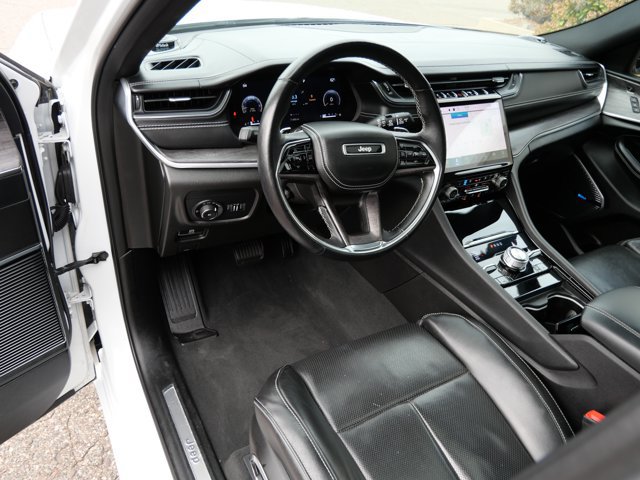 Used 2022 Jeep Grand Cherokee L Overland w/ Luxury Tech Group IV AWD/4WD image 11