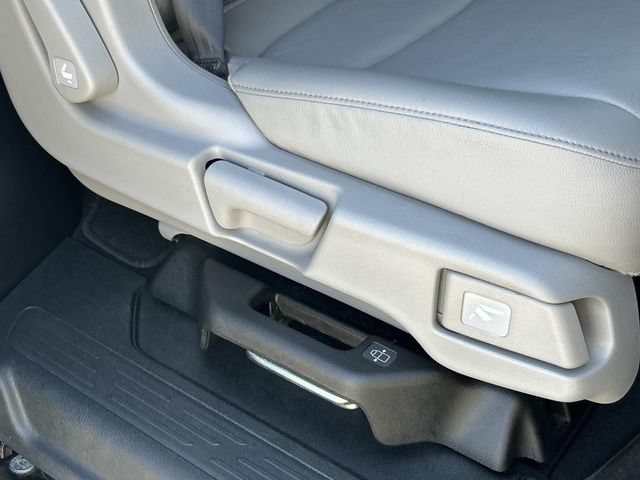 Used 2018 Honda Odyssey Elite image 29