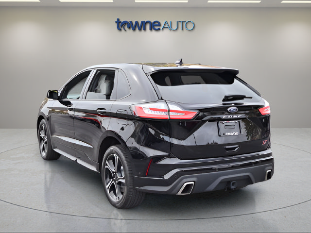 Certified 2022 Ford Edge ST w/ Equipment Group 401A AWD/4WD image 3