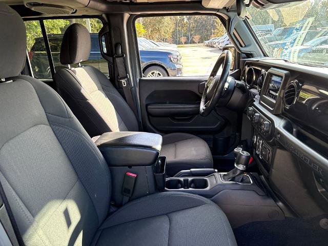 Used 2022 Jeep Wrangler Unlimited Sport image 29