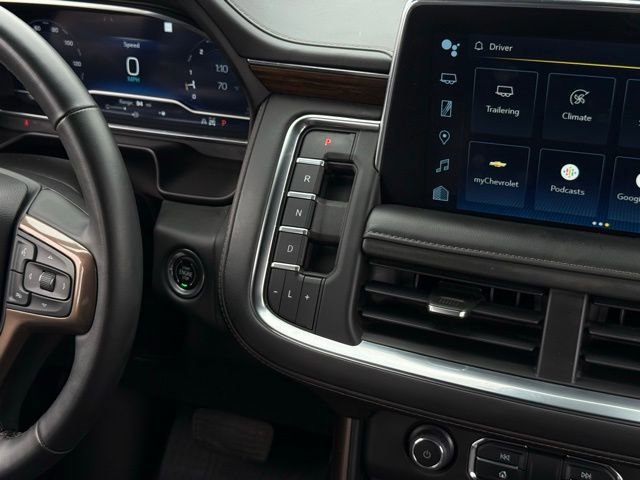 Used 2023 Chevrolet Suburban High Country image 43