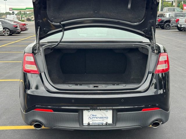 Certified 2018 Ford Taurus Limited AWD/4WD image 5