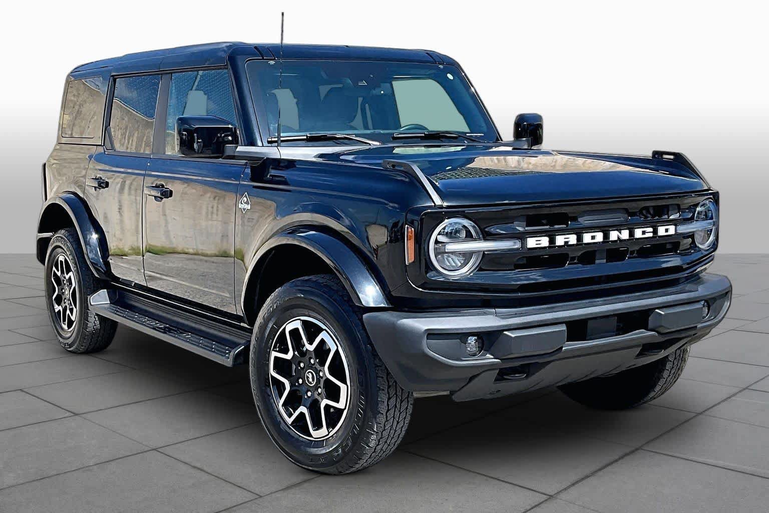 Certified 2025 Ford Bronco Outer Banks AWD/4WD image 3