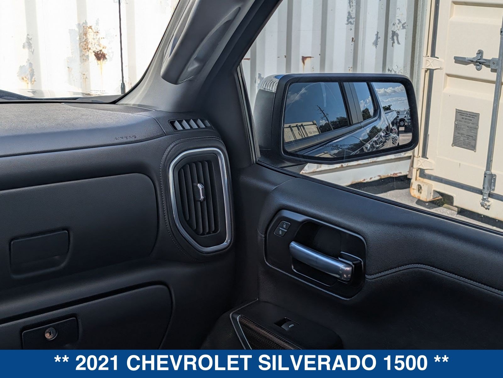 Used 2021 Chevrolet Silverado 1500 LT AWD/4WD image 18