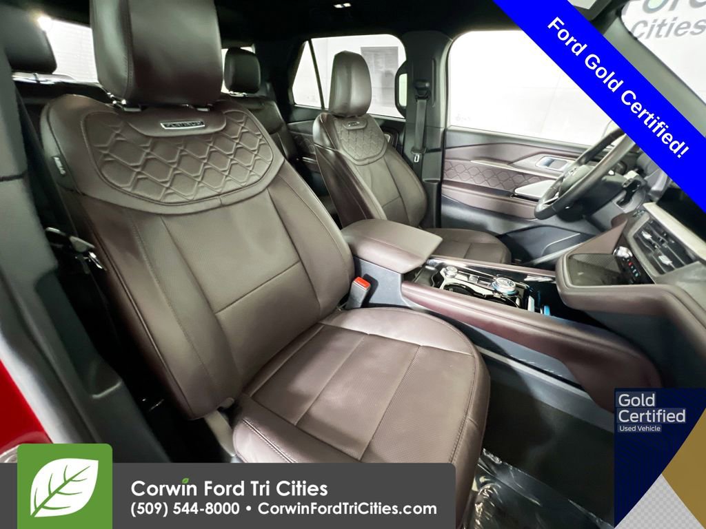 Certified 2025 Ford Explorer Platinum w/ Ultimate Package image 17