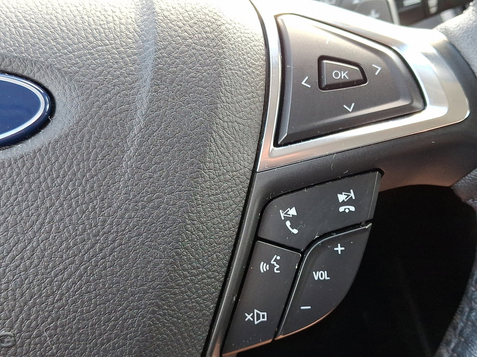 Certified 2022 Ford Edge SEL w/ Convenience Package image 22