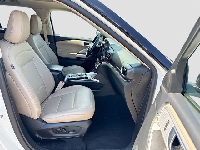 Certified 2023 Ford Explorer Limited w/ Limited Technology Package AWD/4WD image 38