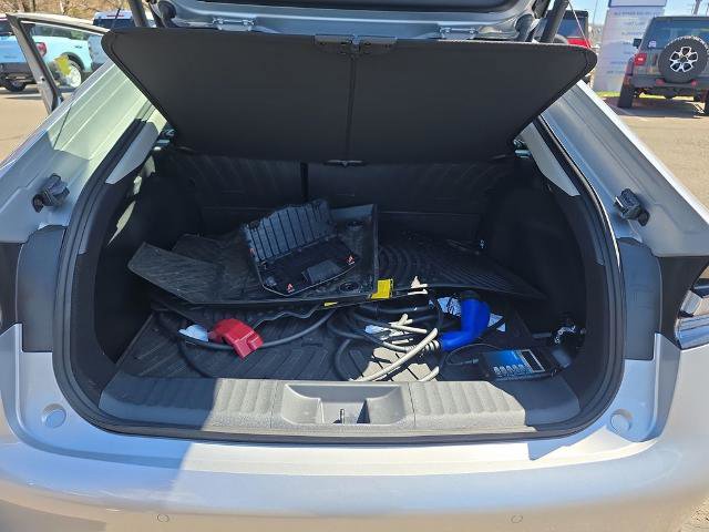 Used 2025 Toyota Prius Plug-In Hybrid w/ Limited Premium Package image 16