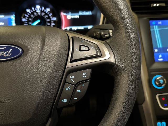 Certified 2020 Ford Fusion SE FWD image 21