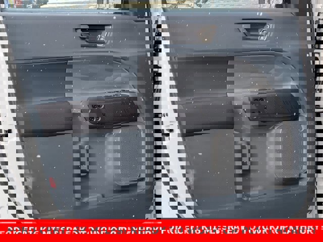 Certified 2024 Ford Maverick XL image 12