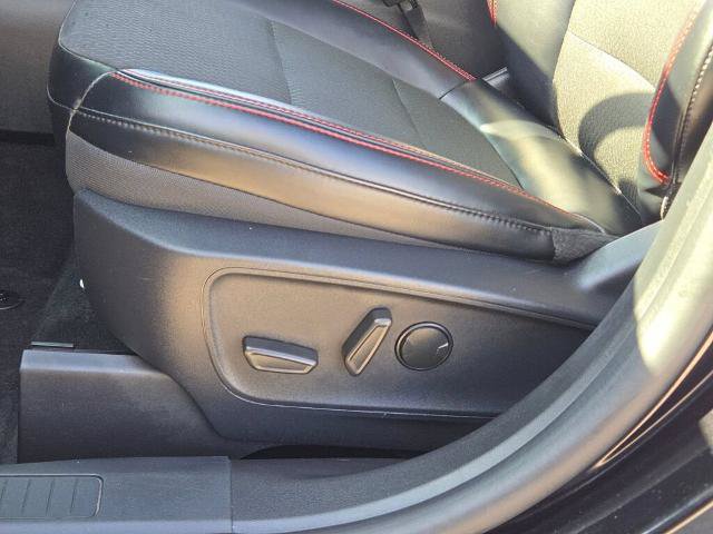 Certified 2025 Ford Escape ST-Line Select AWD/4WD image 21