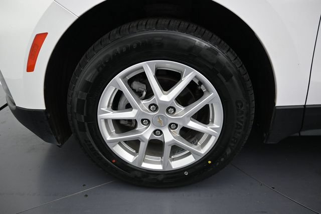 Used 2024 Chevrolet Equinox LT FWD image 10